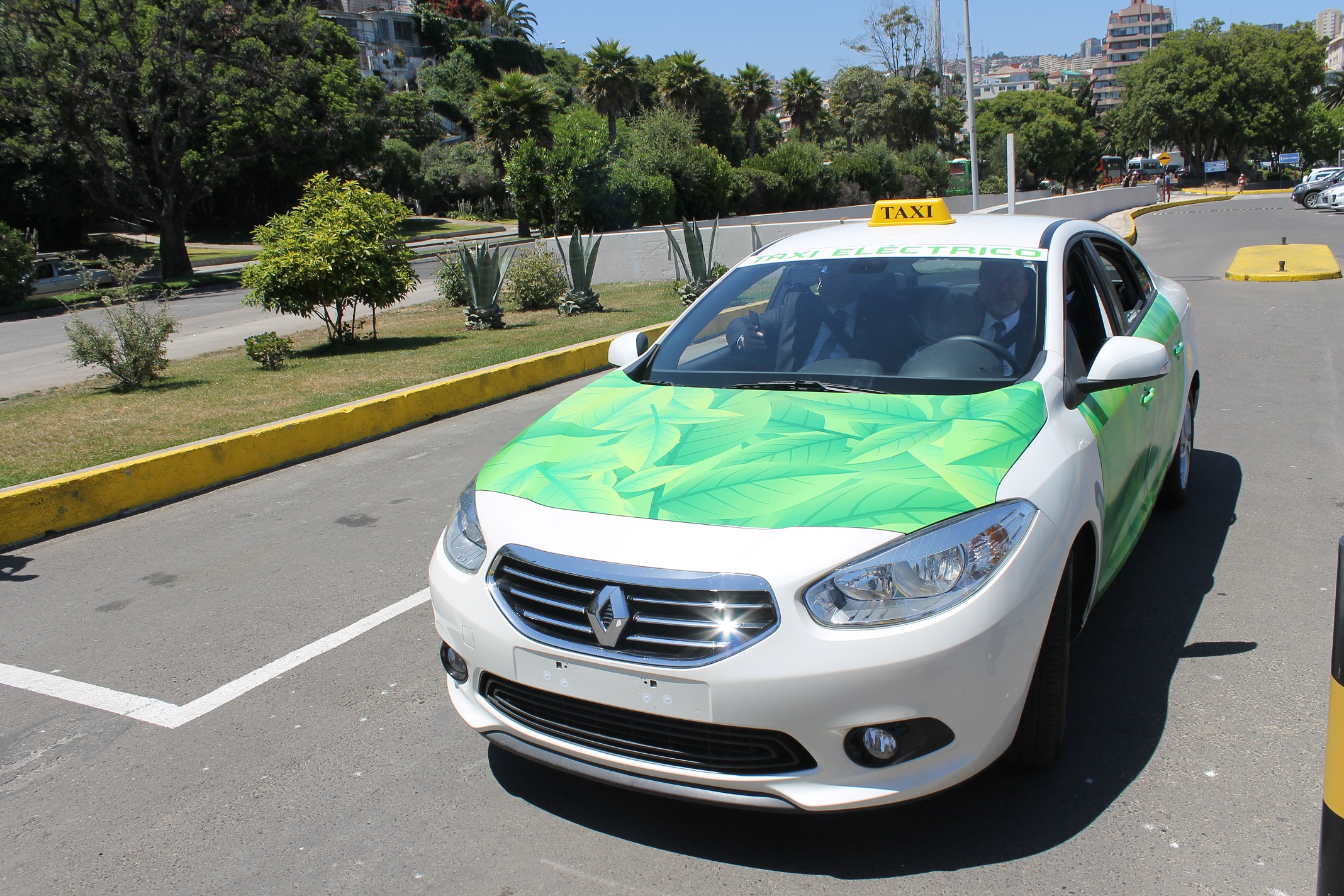 La segunda convocatoria para Mi Taxi Eléctrico de Chile vence en un mes
