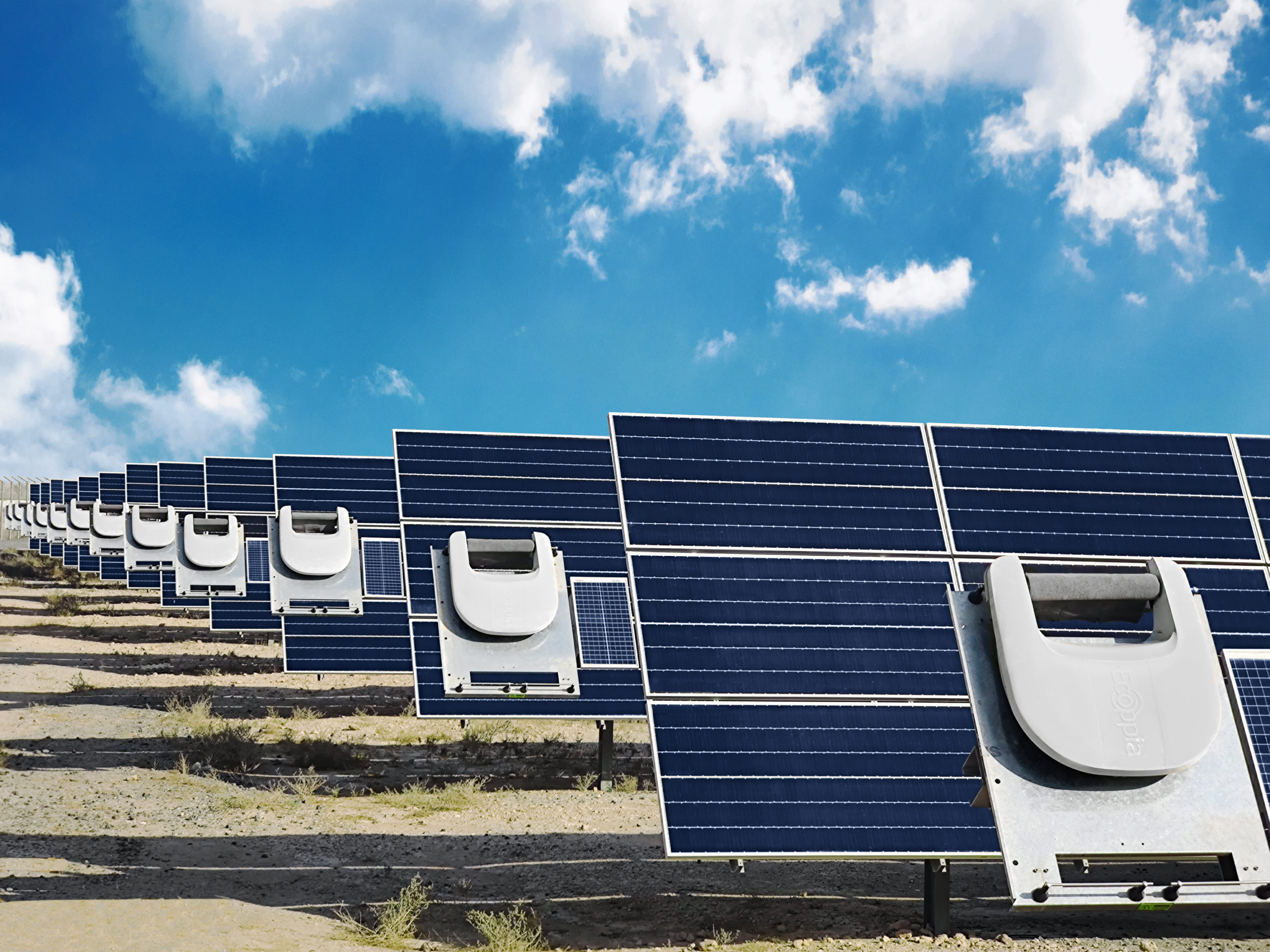 Las ingeniosas placas solares que se doblan y generan energía barata en  cualquier superficie